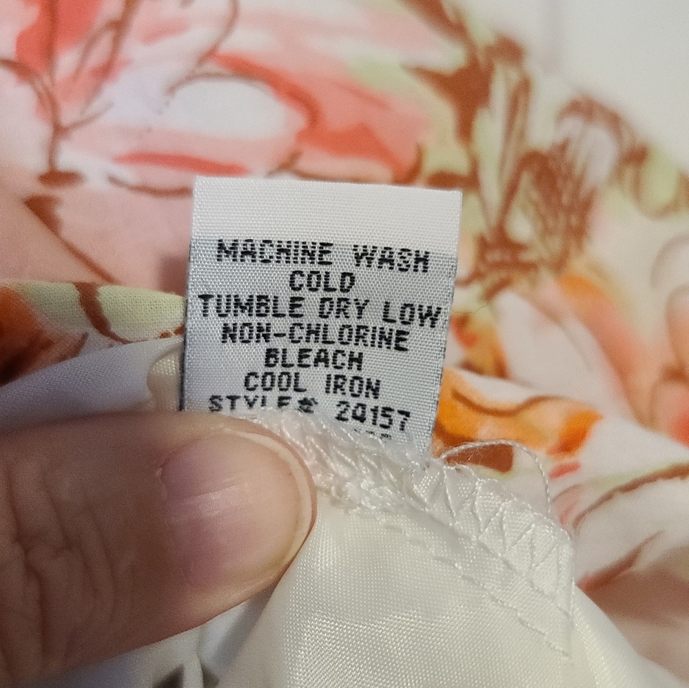 Dressbarn spring/summer dress (C5) - Picture 5 of 7
